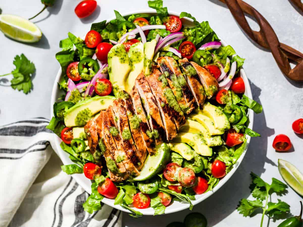 Grilled Chipotle Chicken Guacamole Salad: Your New Favorite Meal